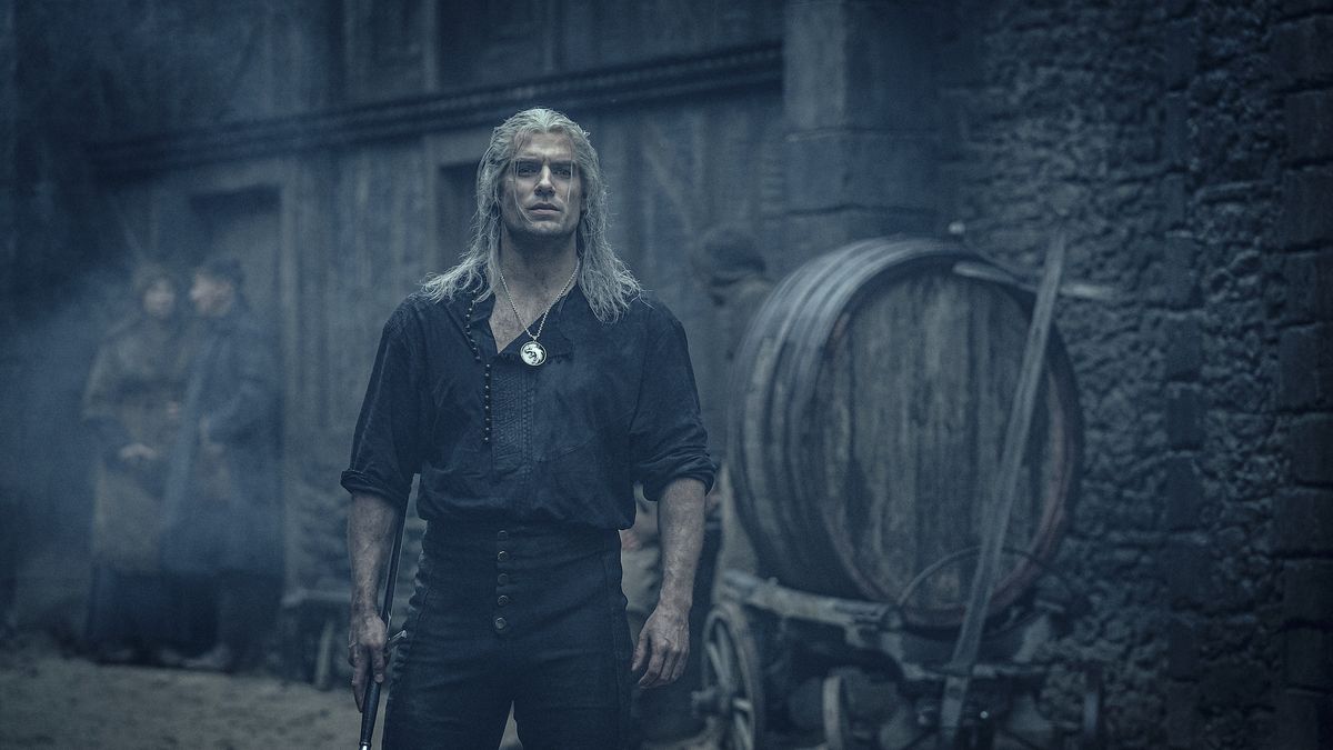 preview for Making The Witcher – Official Trailer (Netflix)