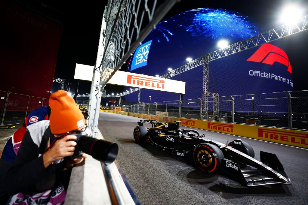 Pit Lane progress say that three times fast! 😎 #LasVegasGP #F1