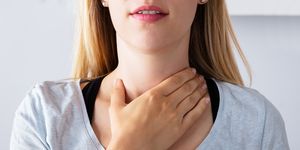 causes of swollen tonsils