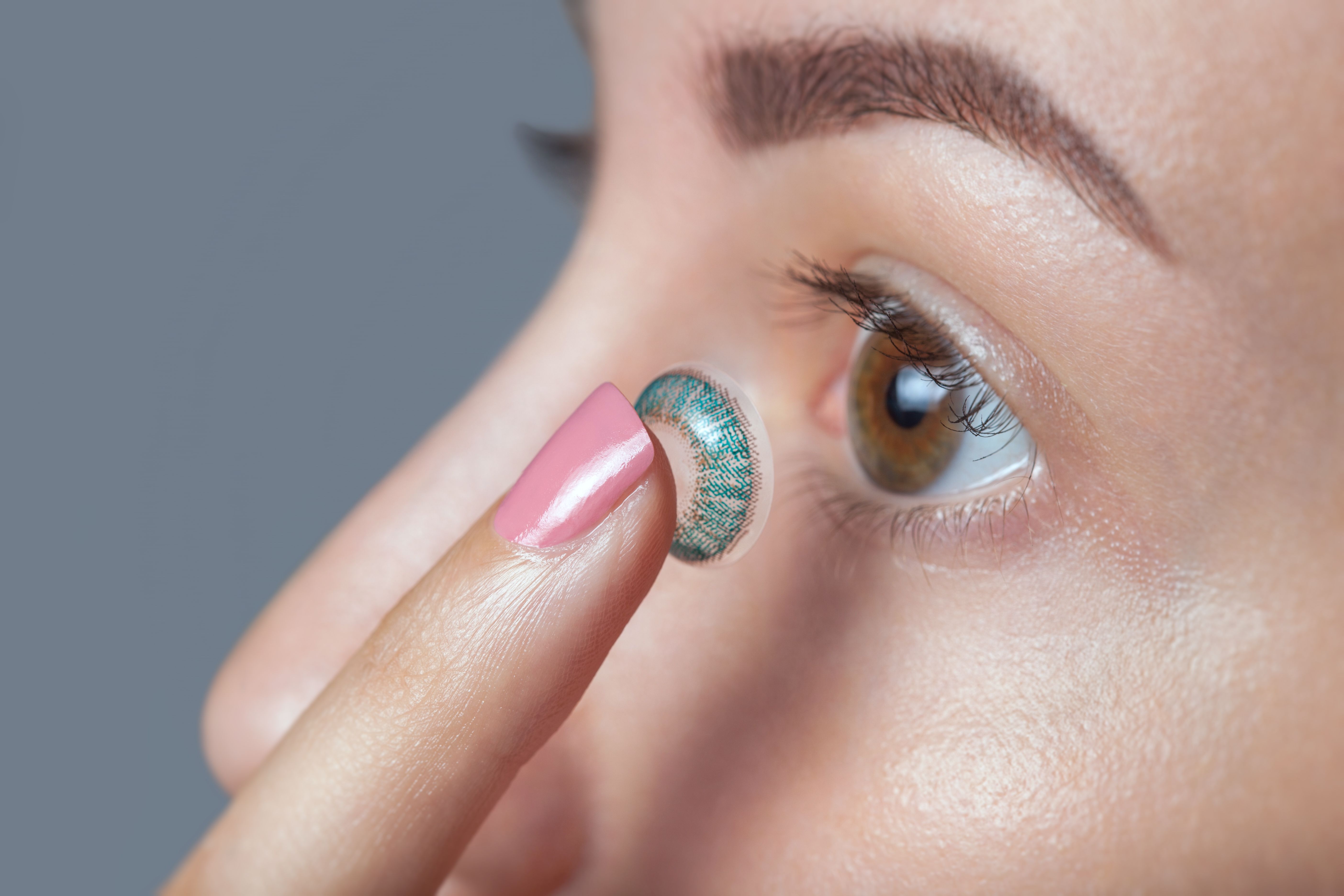 Colored Contacts Guide: How to Choose, Safety, and U.S. Brands