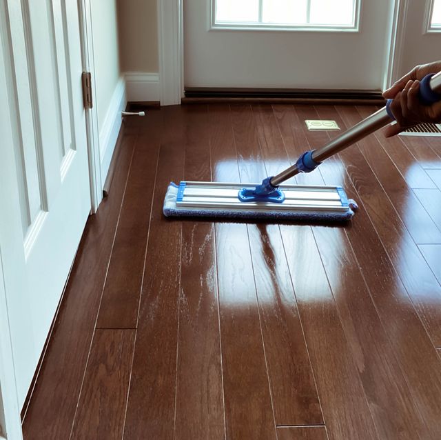 The 5 Best Ways to Clean Hardwood Floors!