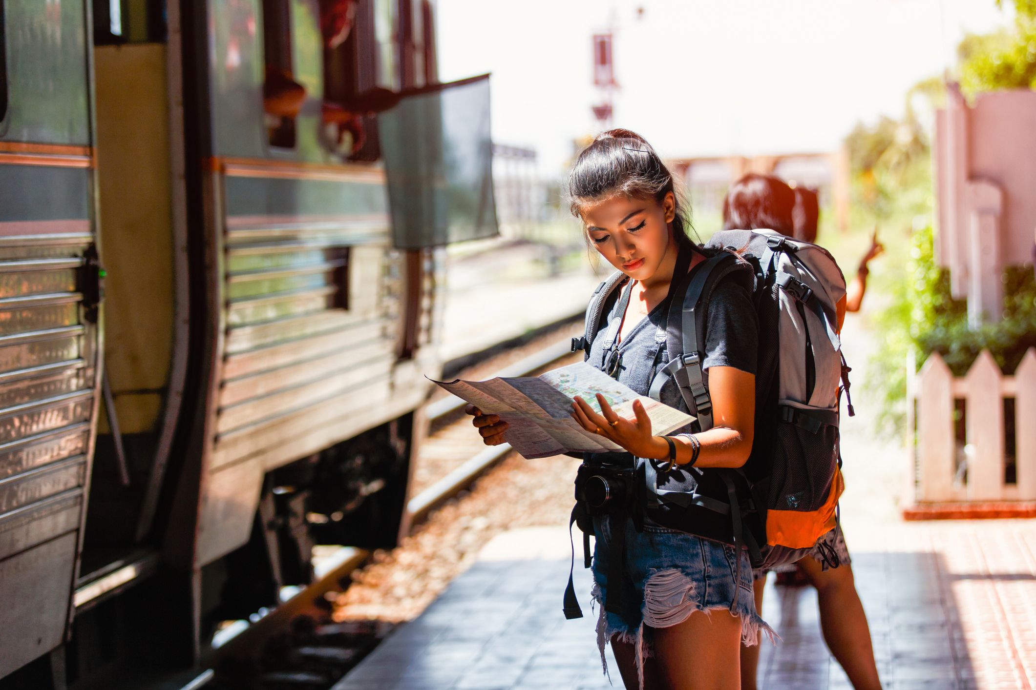 Guida per viaggiatrici solitarie, i consigli per partire sicure