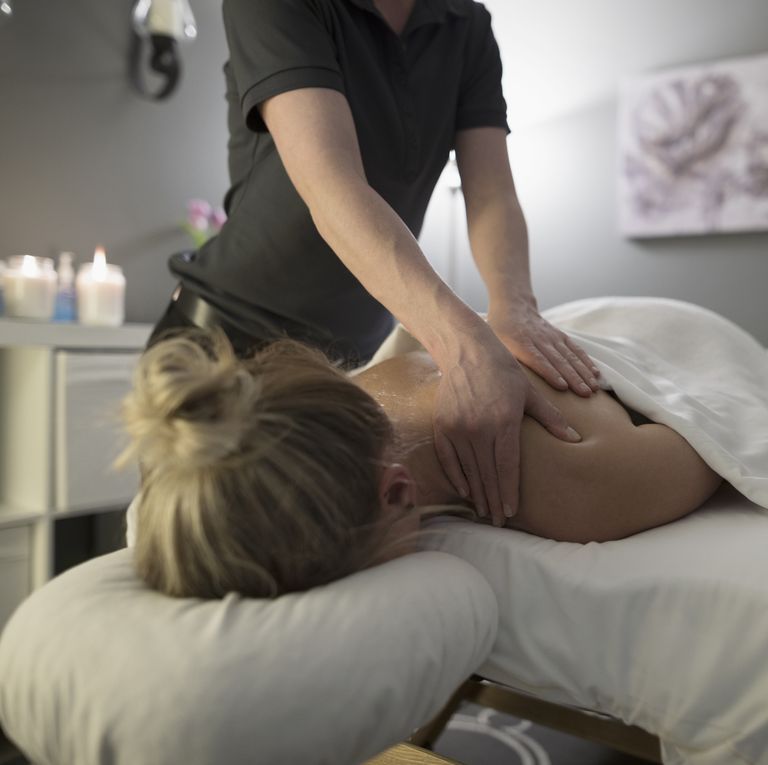 What Is an Ayurvedic Massage? Everything You Need to Know About This New Treatment photo