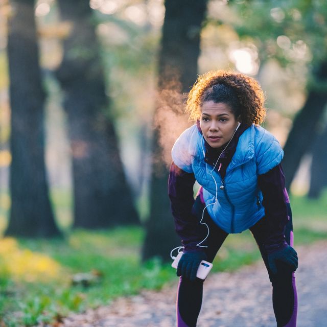 woman sports training in the park