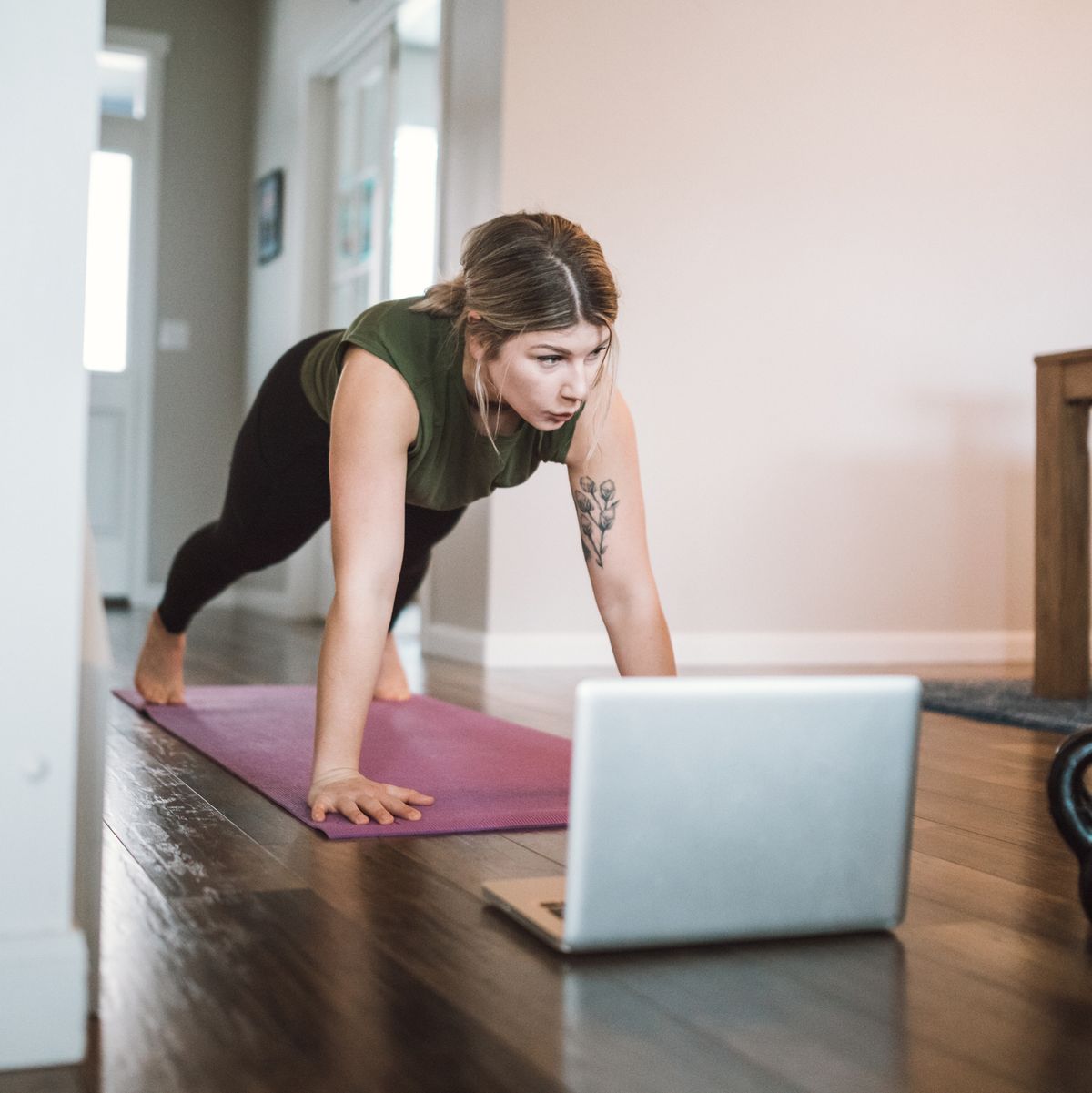 Can You Do CrossFit Workouts At Home? If So, How? - SHEFIT