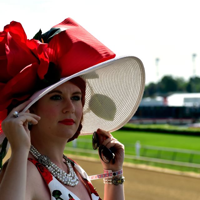 What to Wear at Churchill Downs & a Giveaway