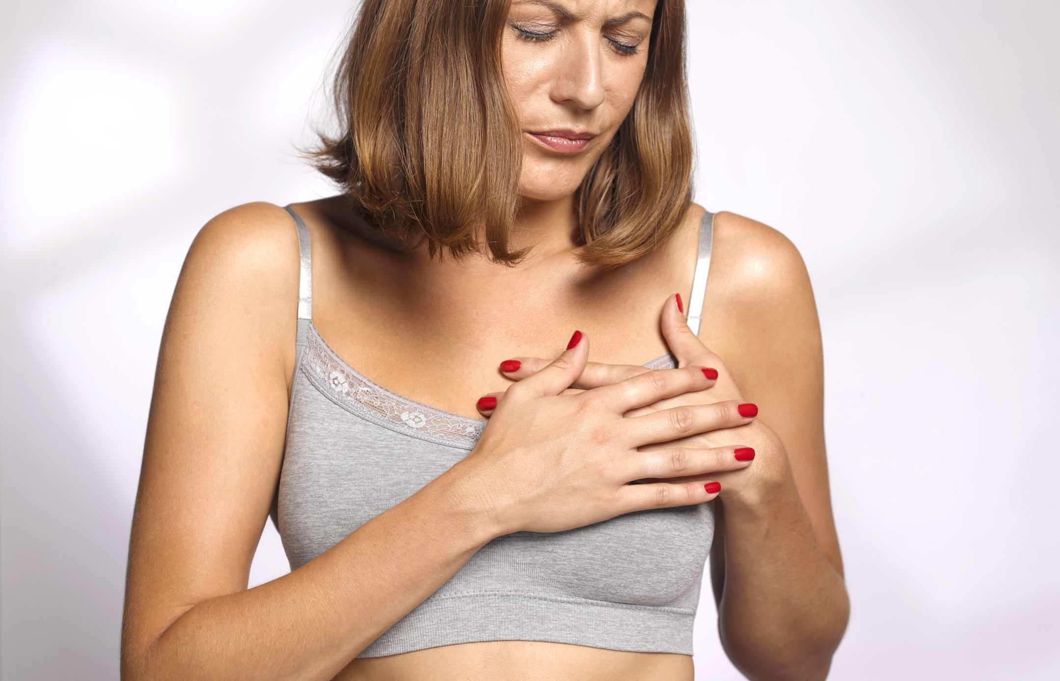 woman with pain in chest