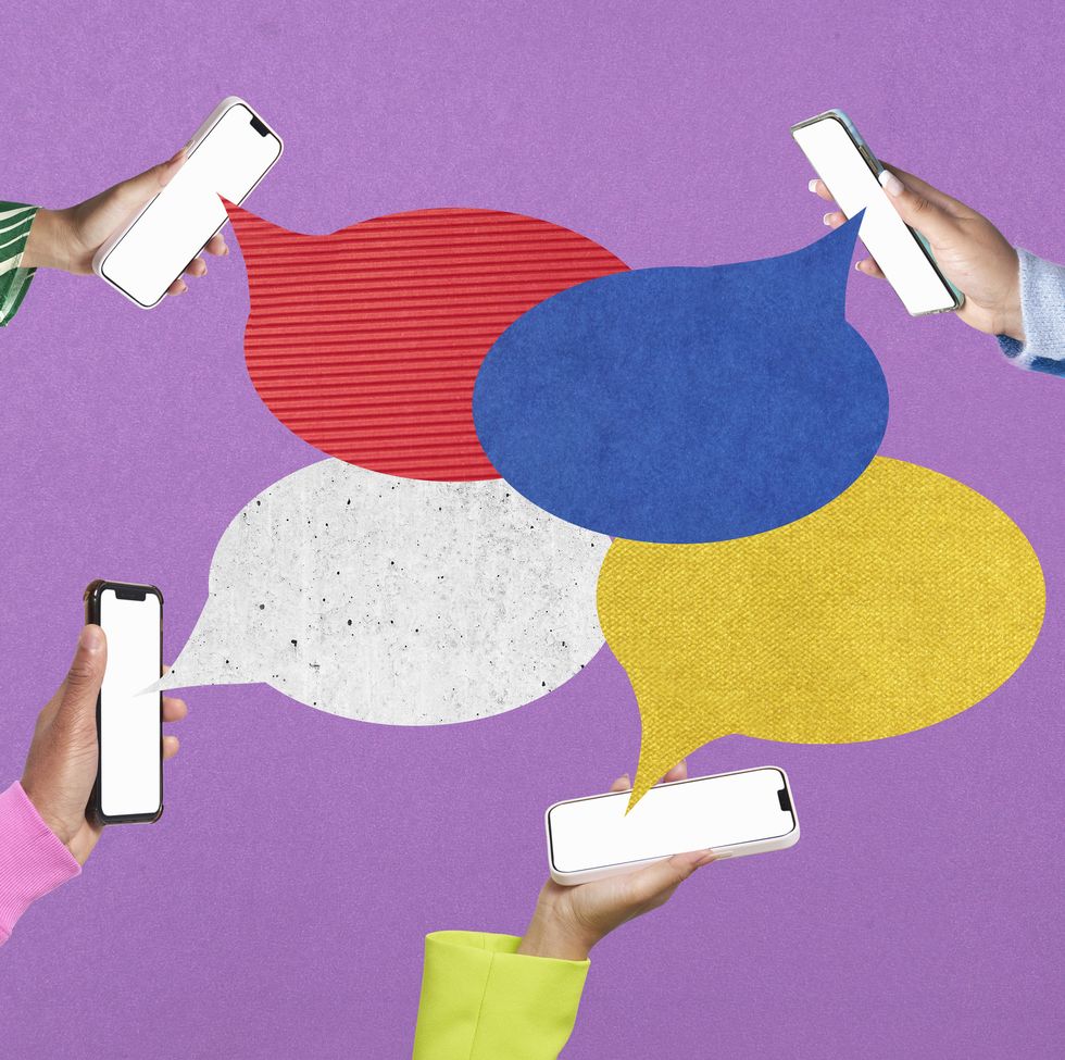 women holding smartphones having an online conversation