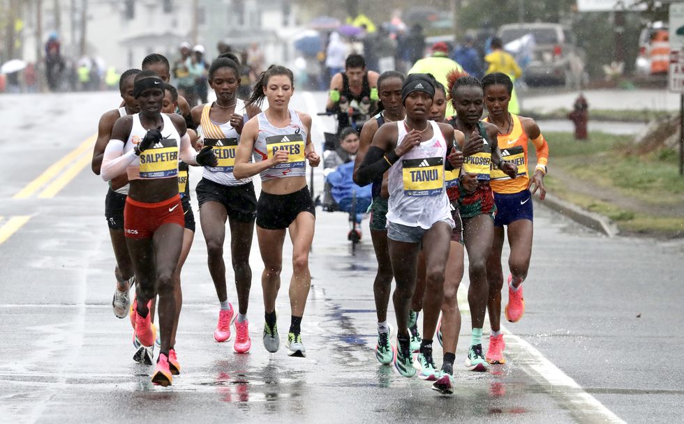 women's pro lead pack in the boston marathon 2023