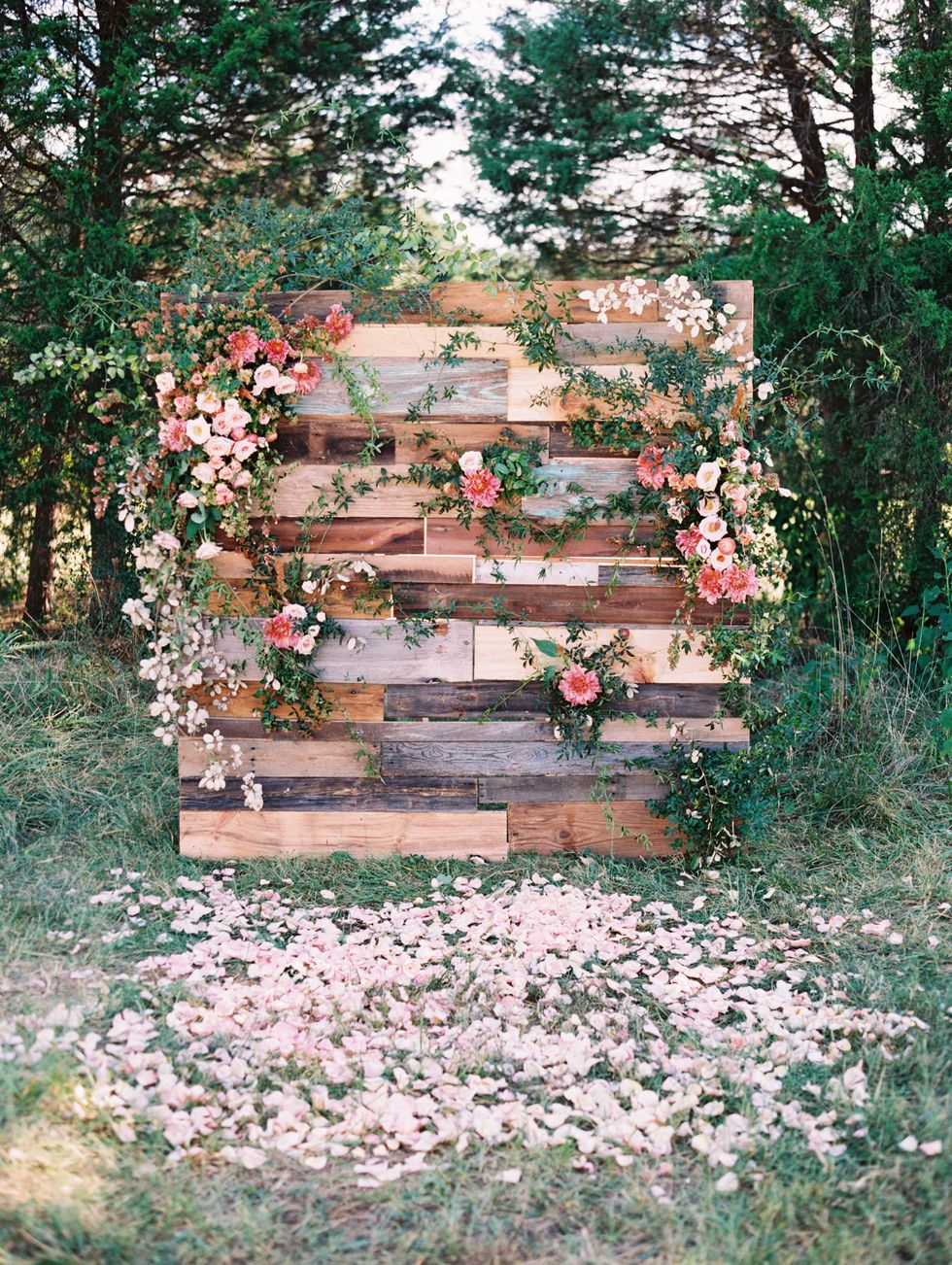 wood flower backdrop outdoor wedding