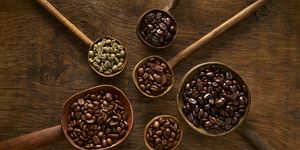 様々な種類のコーヒー豆