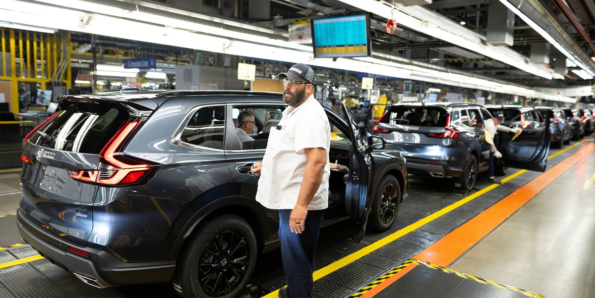 US-Canada Auto Tariff War Is Only Heating Up