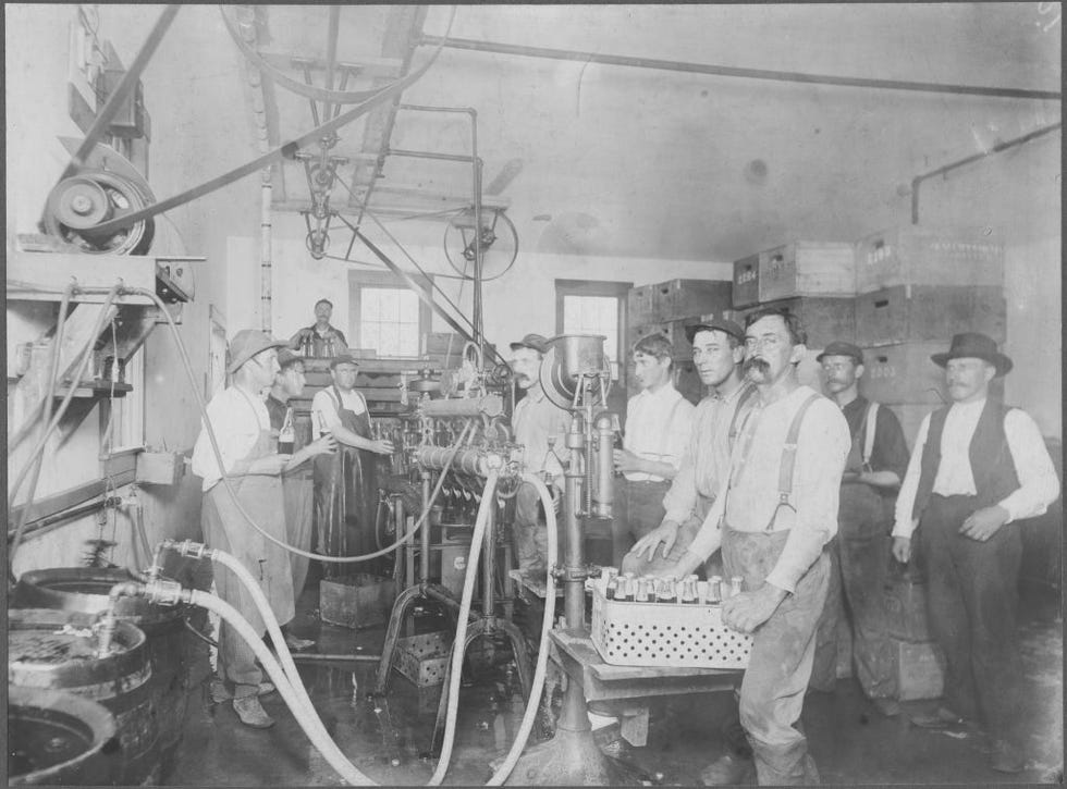 bottling beer at siebel's brewing company