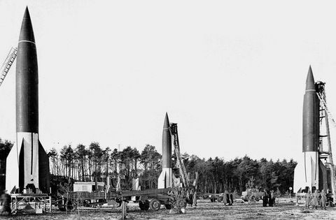 Rocket, Missile, Landmark, Obelisk, Vehicle, Spire, Aircraft, Tower, Steeple, Architecture, 
