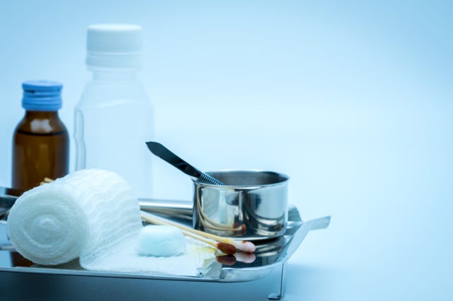 Does hydrogen peroxide kill germs viruses and bacteria 