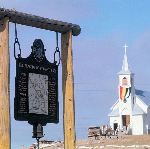 wounded knee memorial