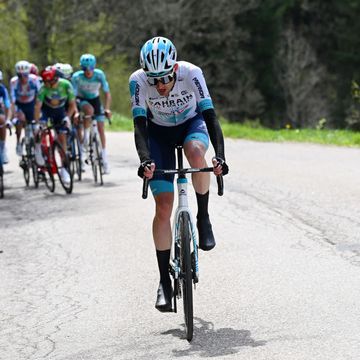 wout poels tijdens tour of the alps 2024