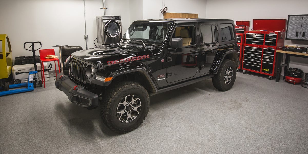 How to Remove the 2018 Jeep Wrangler JL's Roof, Doors, and Windshield