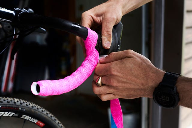 Bike - Bike Gear - Handlebar Tape & Grips - Triathlete Sports