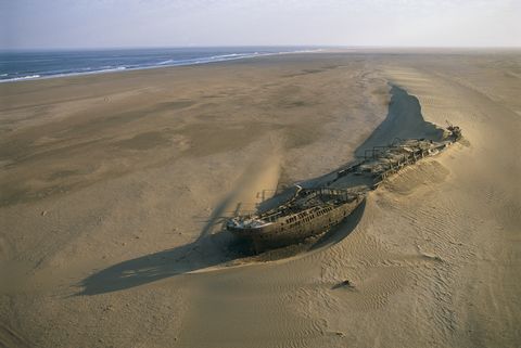 wreck of the eduard bohlen on namibia's skeleton coast
