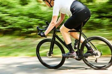 tara seplavy riding the black heart allroad gripping the handle bars, wrist mobility exercises