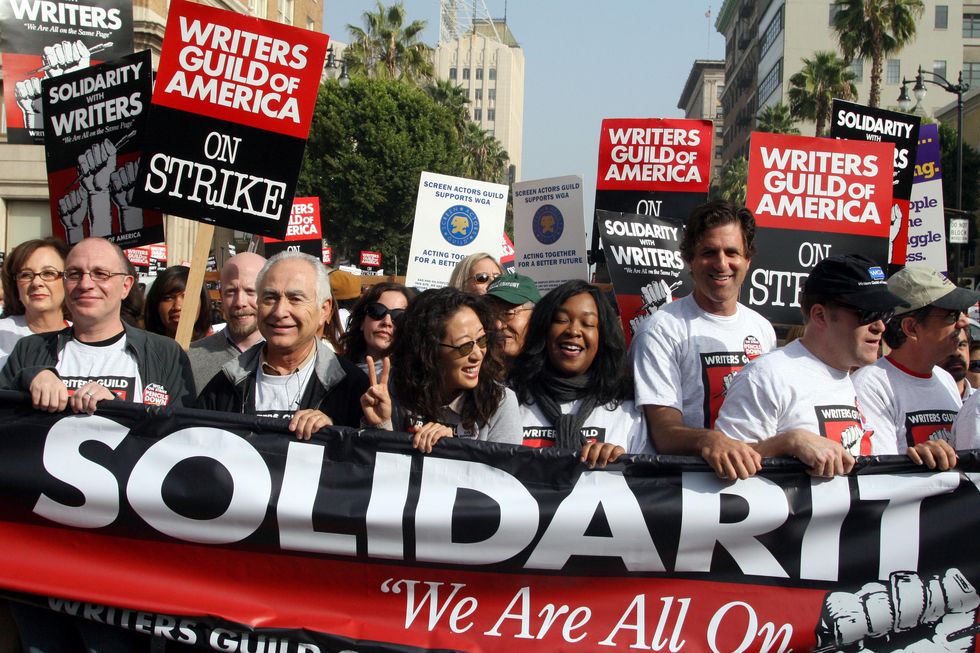 film and tv writers rally for labor solidarity