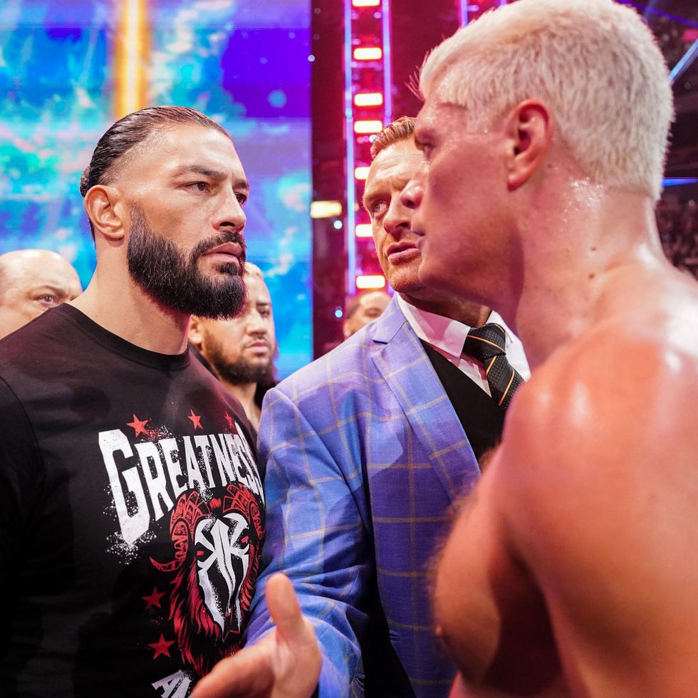 WWE Smackdown Nick Aldis, Cody Rhodes, Roman Reigns