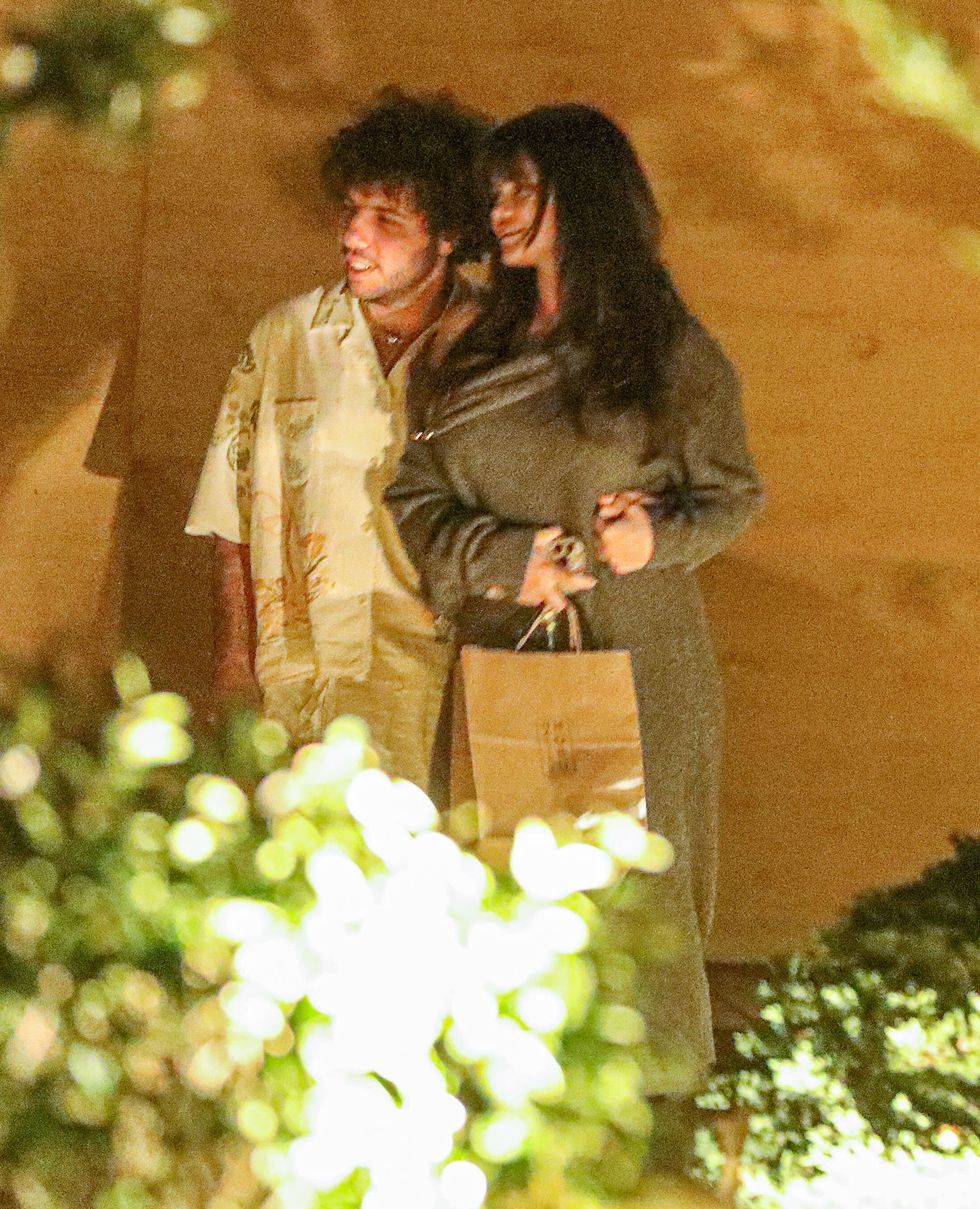 selena gomez and benny blanco out at dinner