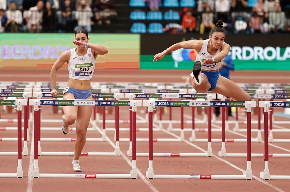 xènia benach en la final de 60 metros vallas del campeonato de españa 2023