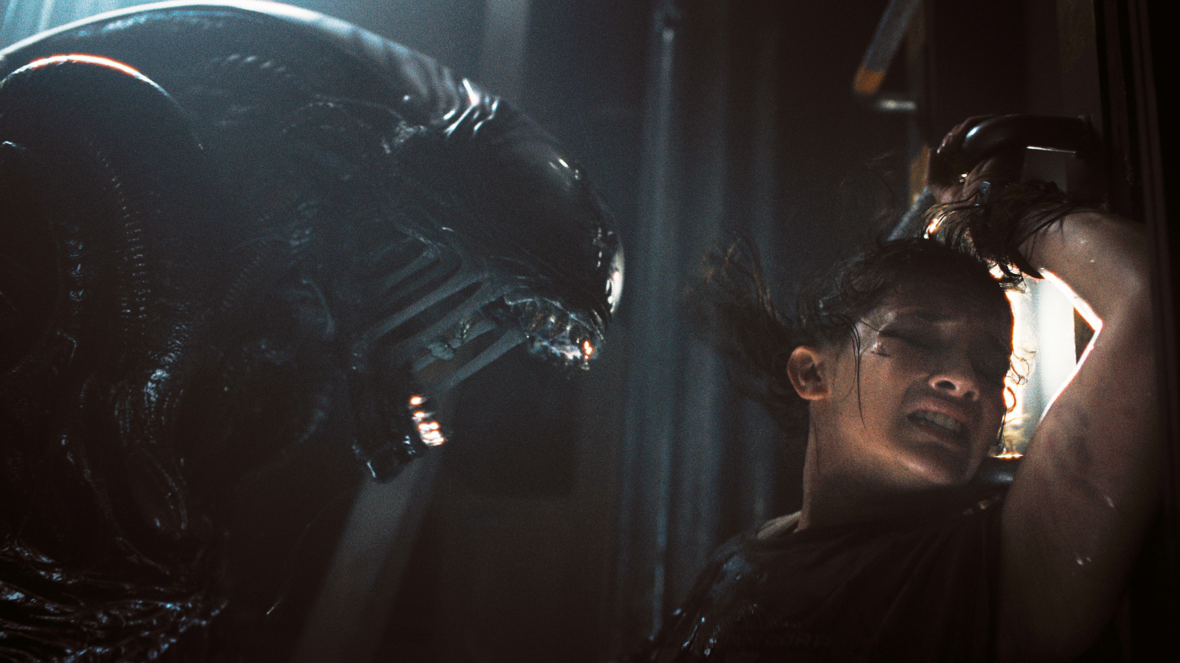 When exactly does Alien: Romulus take place in the Alien timeline?