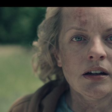 the handmaid’s tale    “no man’s land”   episode 507    june and serena find themselves in a desperate situation june elisabeth moss, shown photo by hulu