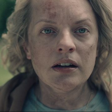 the handmaid’s tale    “no man’s land”   episode 507    june and serena find themselves in a desperate situation june elisabeth moss, shown photo by hulu