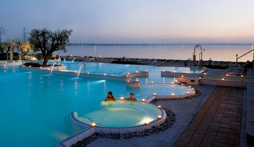 Swimming pool, Resort, Vacation, Leisure, Resort town, Water, Hotel, Building, Tourism, Sea, 