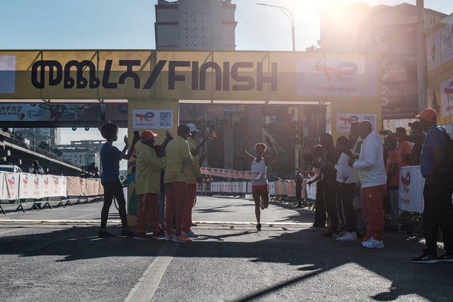 yalemzerf yehualaw ha ganado la ethipia great run