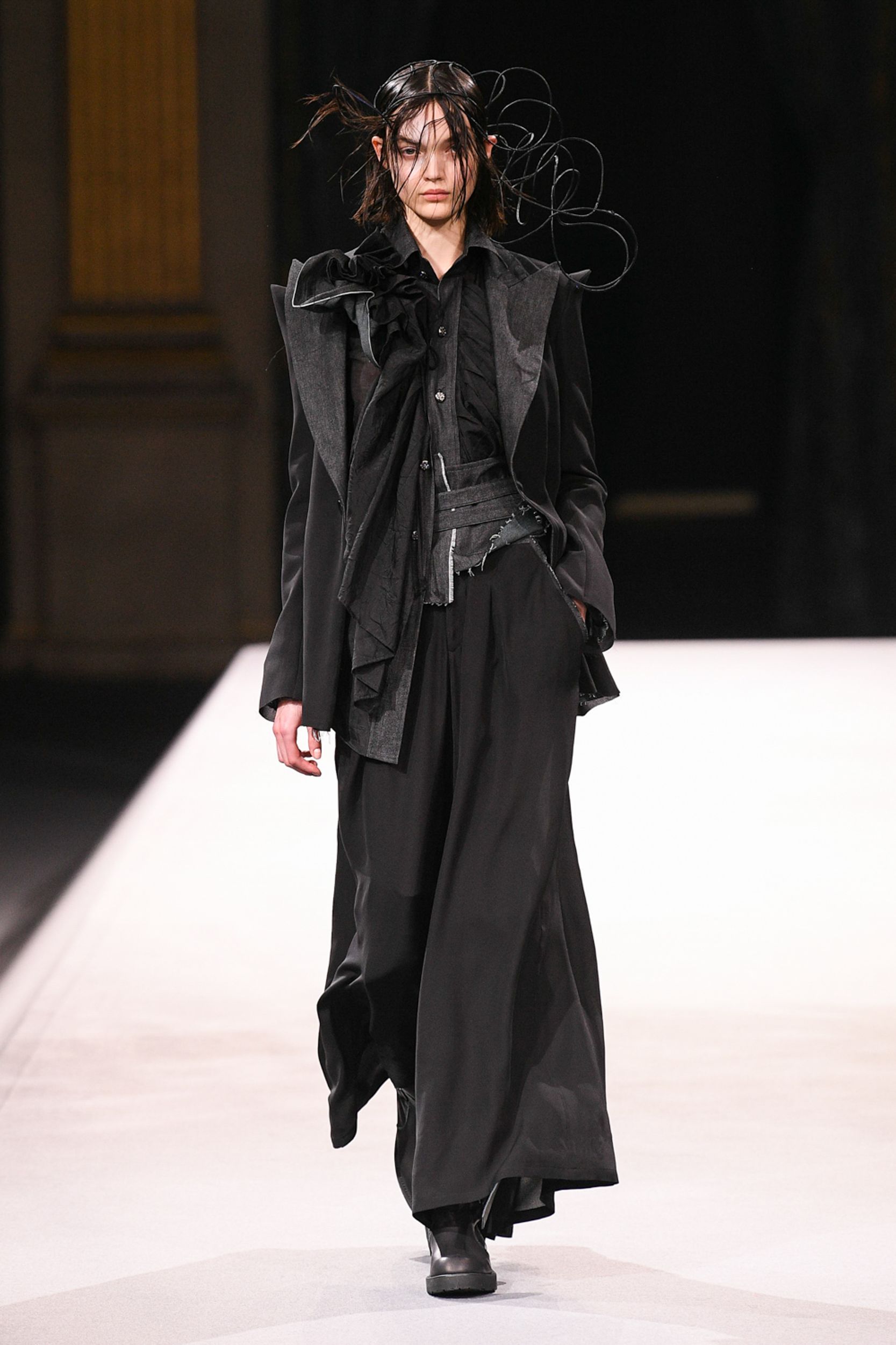 ヨウジヤマモト（YOHJI YAMAMOTO）2022秋冬コレクション