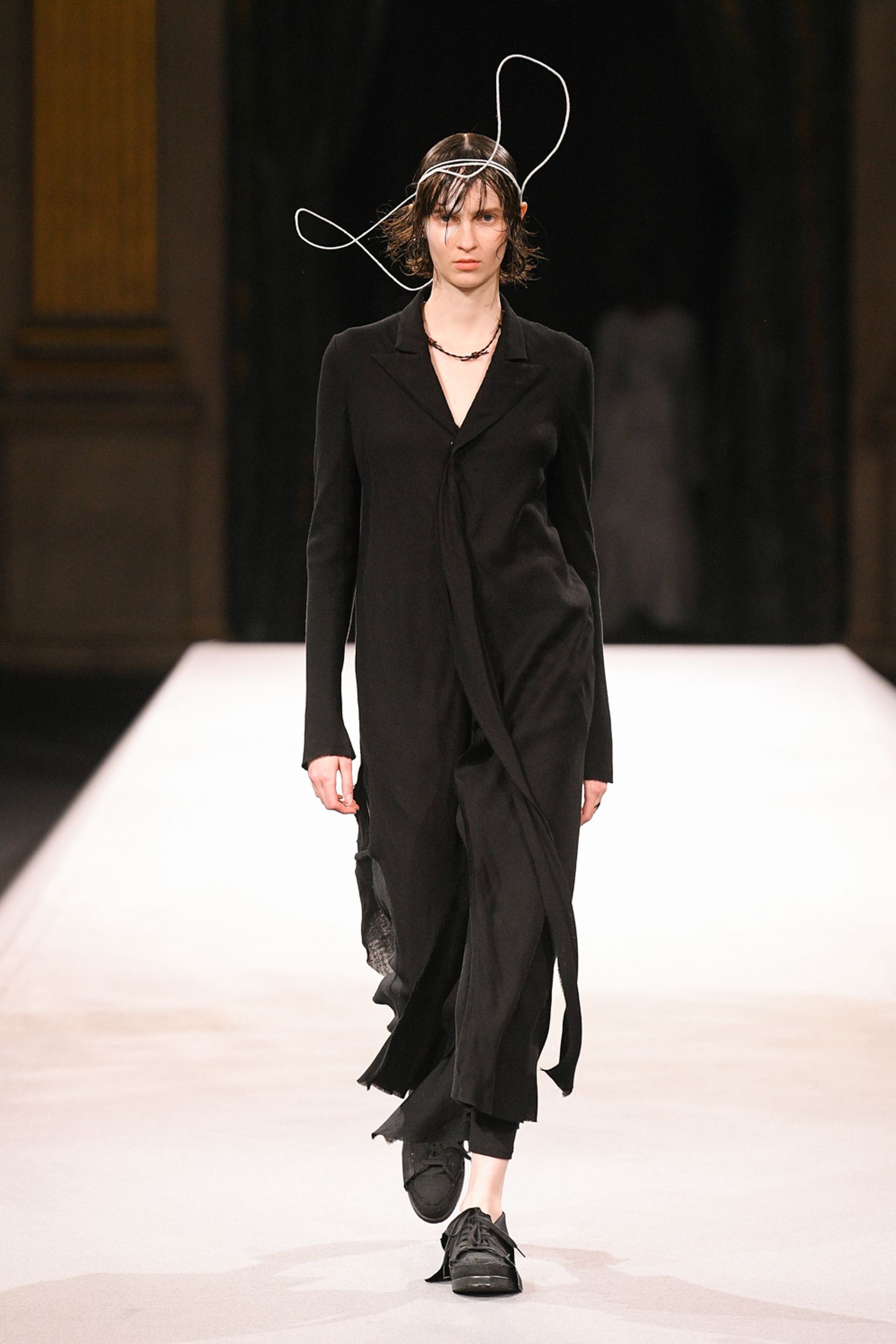 ヨウジヤマモト（YOHJI YAMAMOTO）2022秋冬コレクション