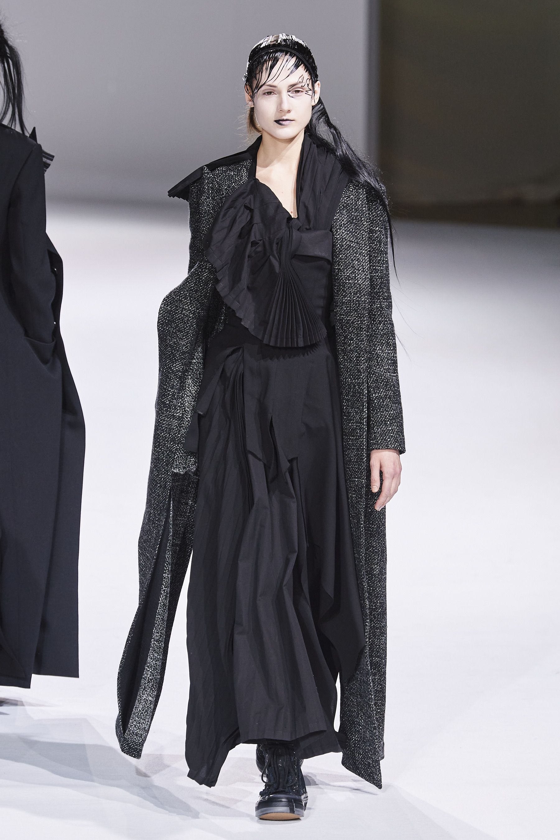 ヨウジヤマモト」(YOHJI YAMAMOTO)|2020秋冬コレクション ヨウジヤマモト」(YOHJI YAMAMOTO)|2020秋冬コレクション