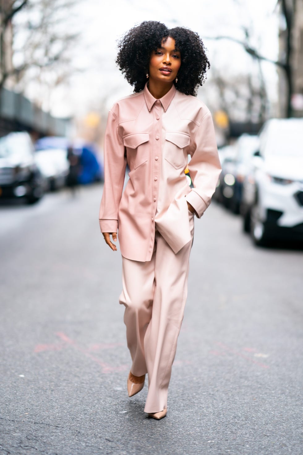 yara shahidi   curtain bangs