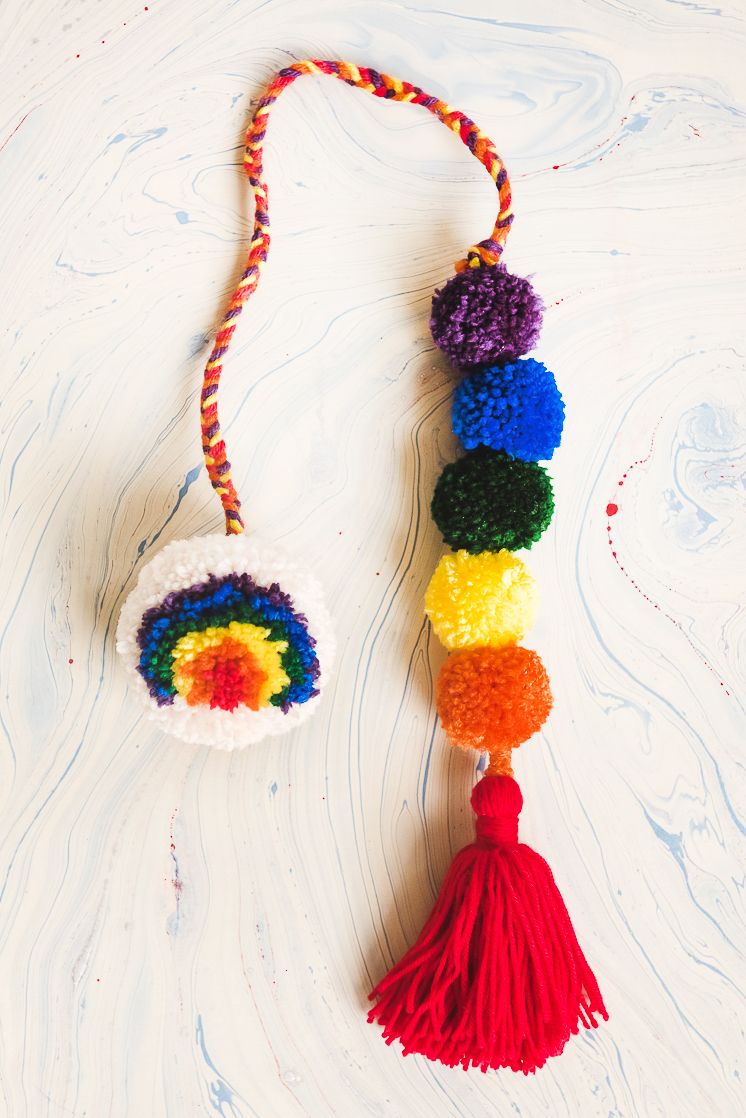 13 Yarn Craft Ideas - DIY Yarn Projects
