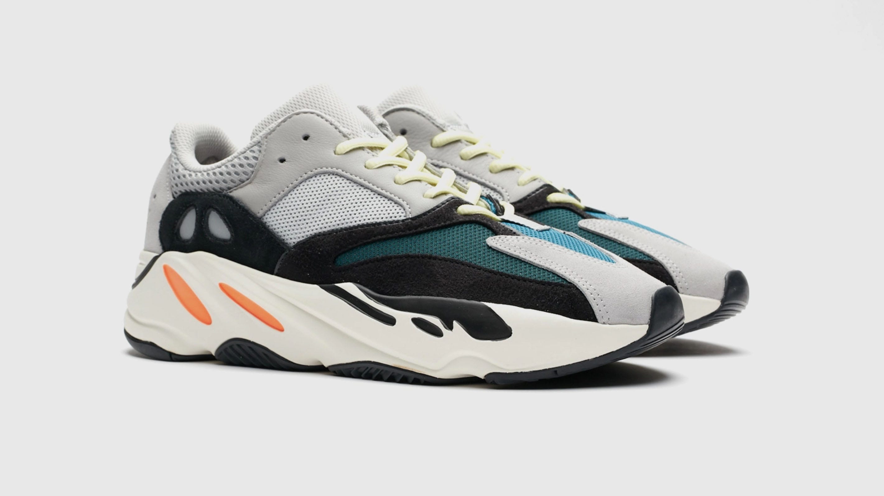 Shoe, Footwear, Outdoor shoe, White, Sneakers, Black, Running shoe, Walking shoe, Product, Athletic shoe, 