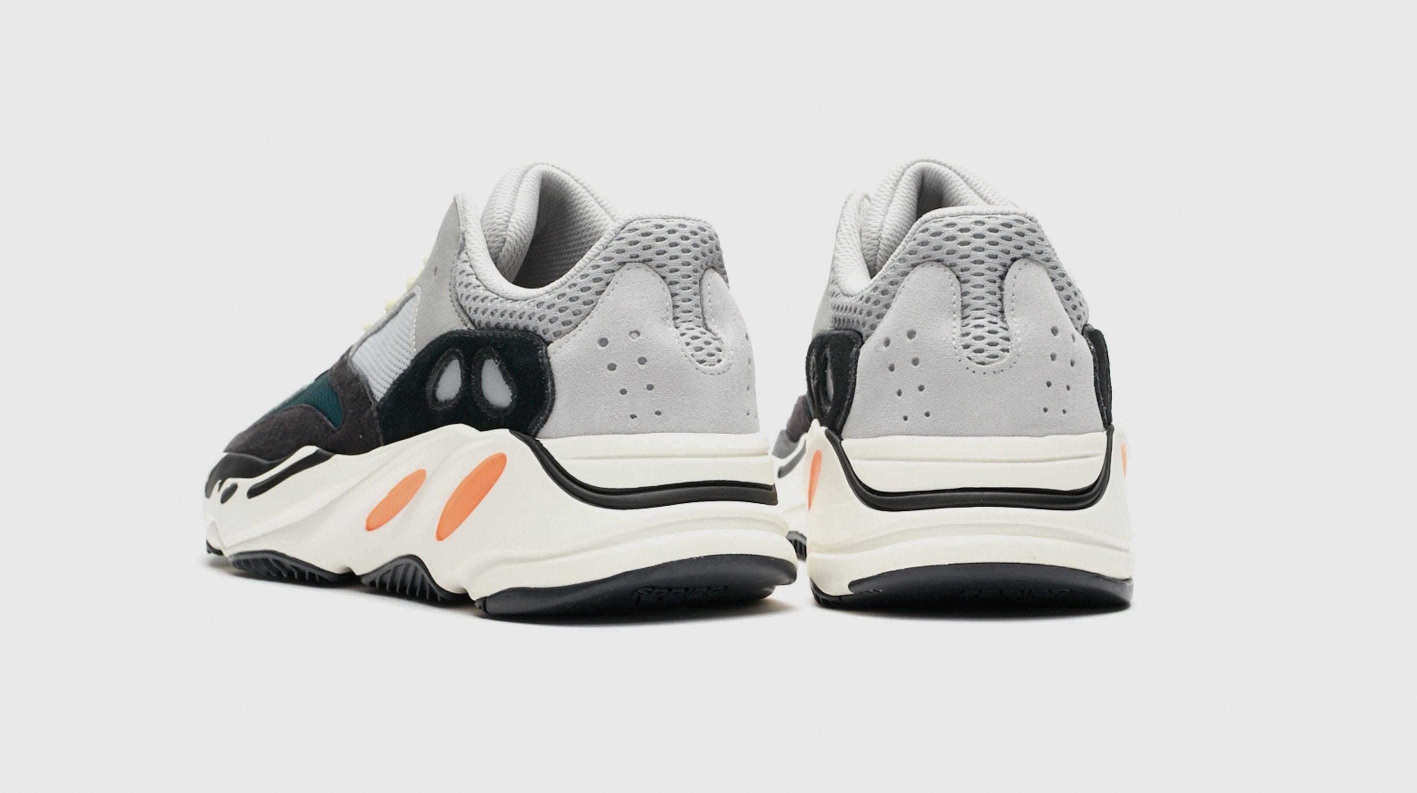 Footwear, White, Shoe, Black, Sneakers, Product, Walking shoe, Sportswear, Outdoor shoe, Athletic shoe, 