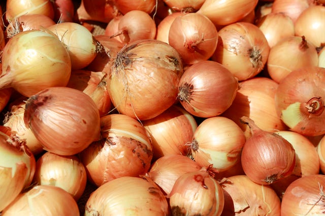 Here Are All The Benefits That You Should Know About Pink Onions, by  Devarshi