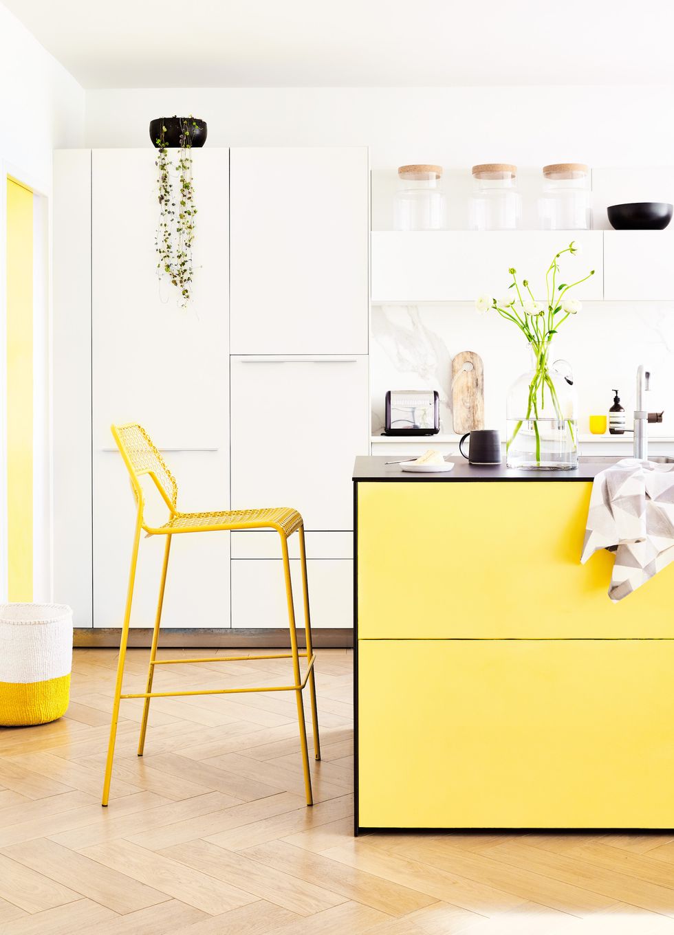 white and yellow kitchen