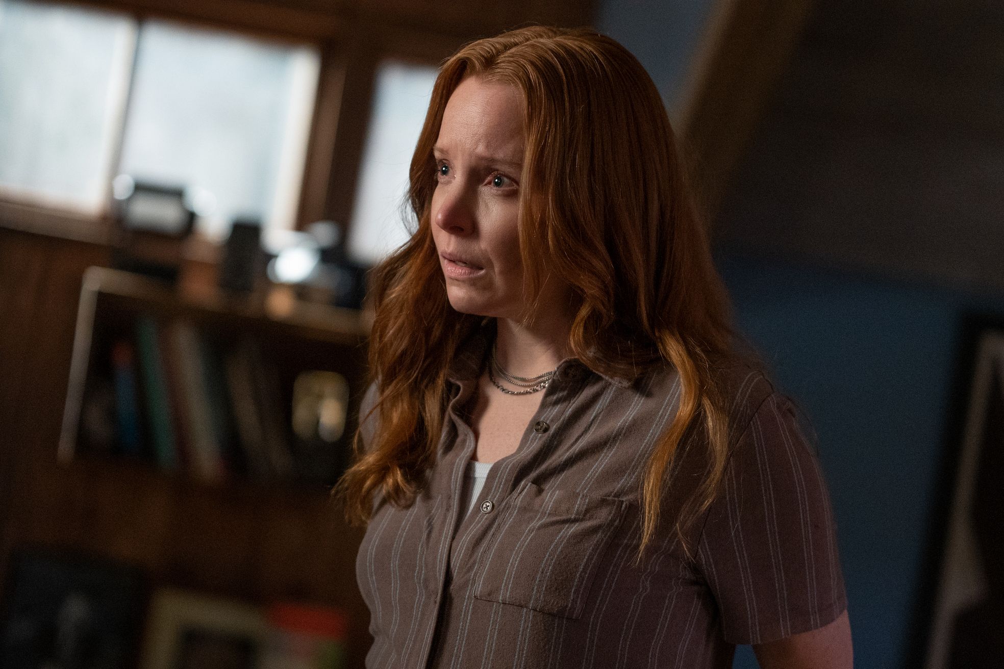 Yellowjackets Season 2, Episode 5 Lauren Ambrose on Synching With Liv Hewson and Safeguarding Spoilers pic pic