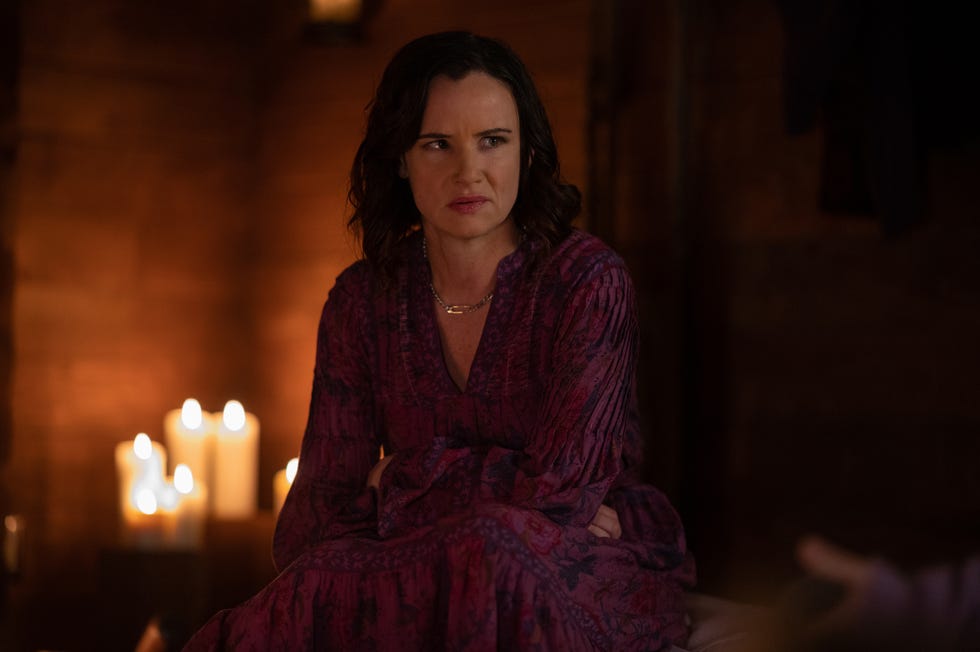 juliette lewis as natalie in yellowjackets, "it chooses" photo credit kailey schwermanshowtime