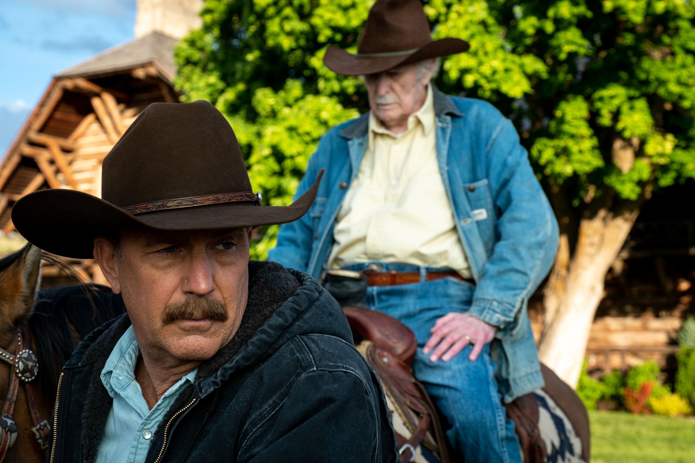 Yellowstone' Season 2 Cast - 'Yellowstone' Show Cast Info, New Actors, and  More