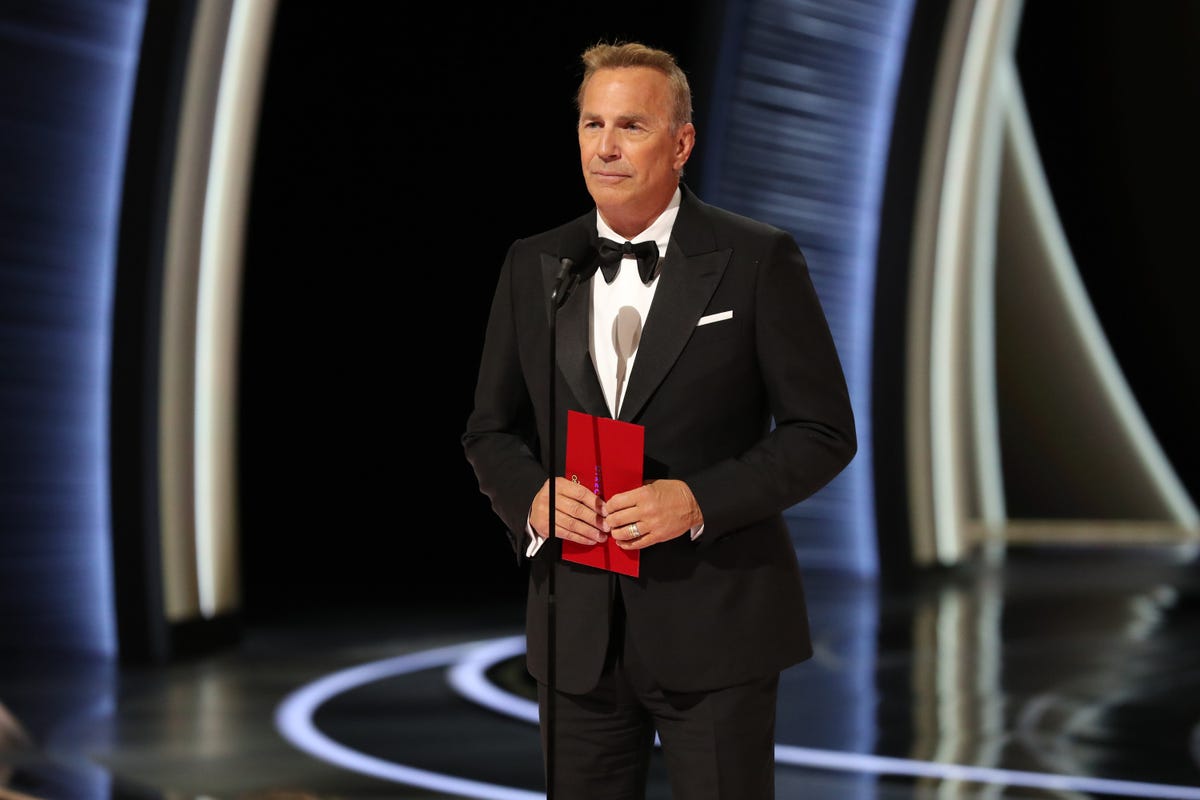 yellowstone season 5 ending kevin costner news instagram