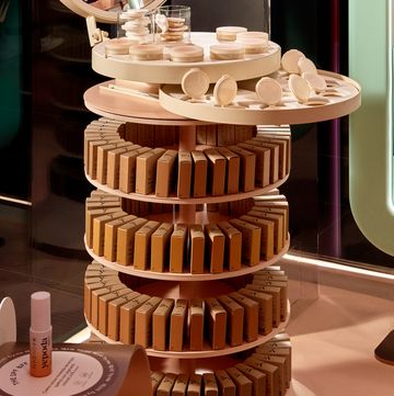 a display of a wedding cake