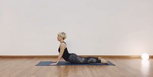 Physical fitness, Shoulder, Joint, Leg, Arm, Sitting, Pilates, Knee, Yoga mat, Stretching, 