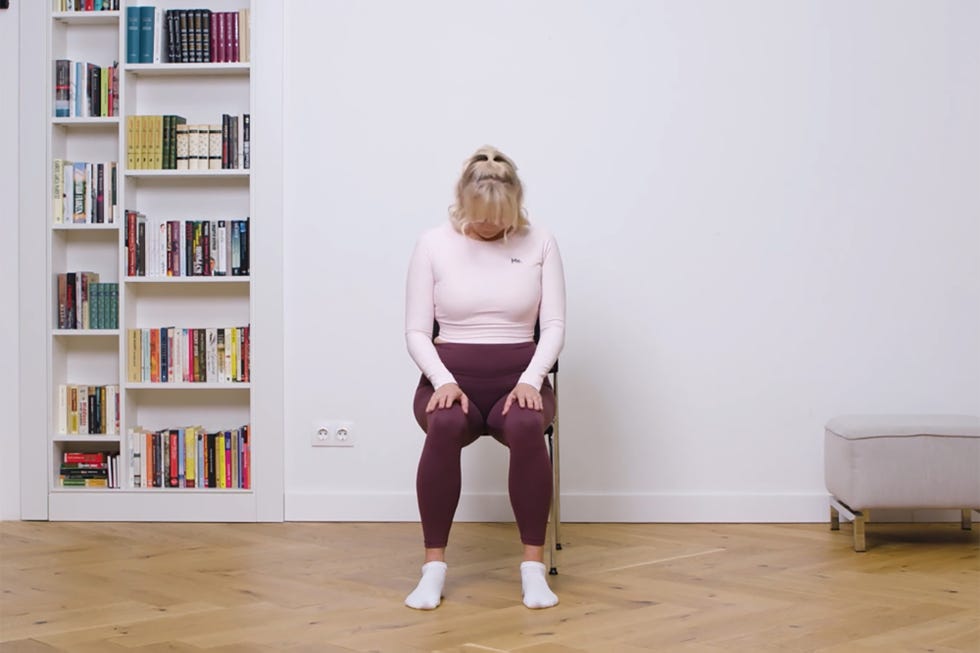 yoga sulla sedia